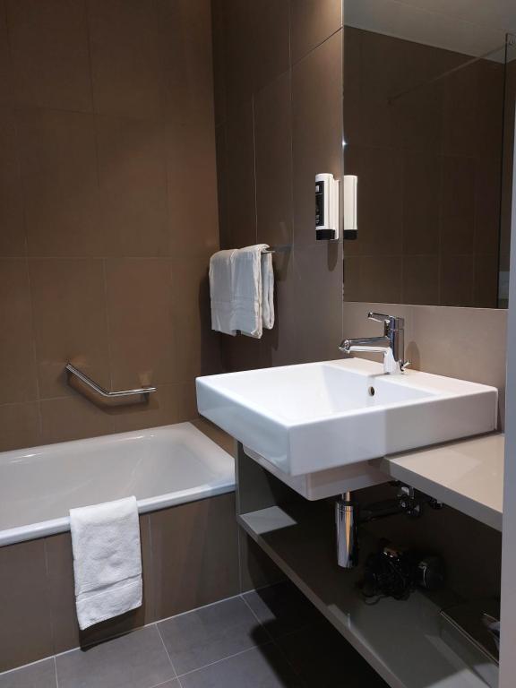 B&B Hotel Lausanne Crissier Εξωτερικό φωτογραφία